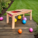 Drewniany stolik do zabawy dla dzieci