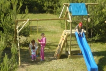 Plac zabaw dla dzieci w Twoim ogrodzie.